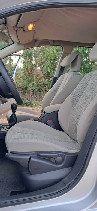 Renault Mégane II (fase II) 1.5dCi 106cv de 2008, 2600EUR (valor fixo)