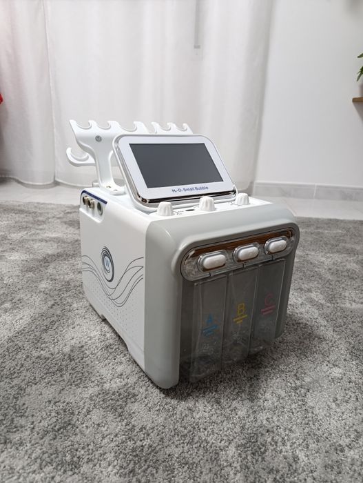Máquina de Hidrodermoabrasão e Limpeza Facial 6 em 1