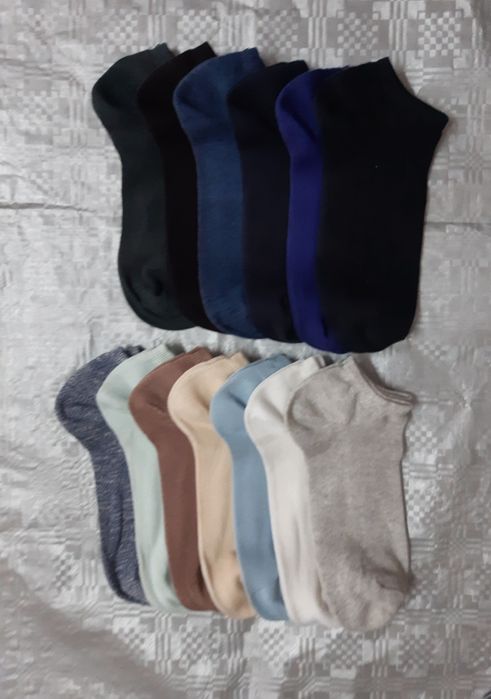 13 pares de meias curtas em algodão