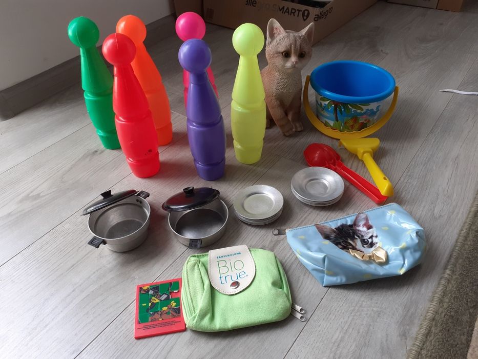 Mix zabawek używanych.