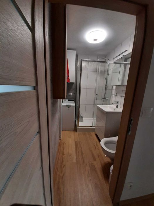 Wynajmę 4 pokoje mieszkanie os. Wysokie 2