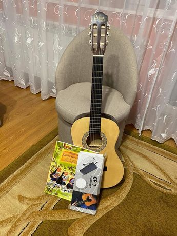 PRIMA Classic Pure Gitara klasyczna 3/4 + stroik + podnóżek + książka