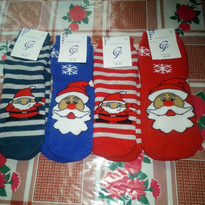 продаж шкарпеток різних розмірів зимових