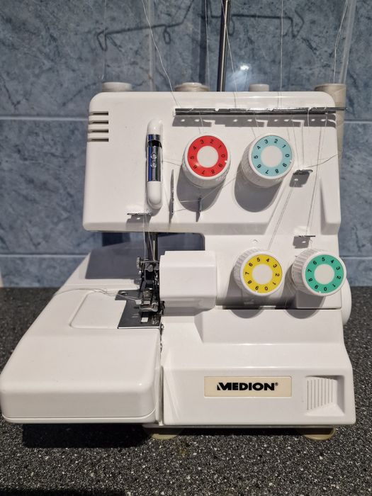 MaszynaOverlock Medion