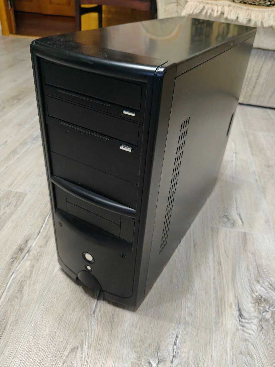 ПК системний блок amd athlon 5600+ Nvidia gts450 Ram 4Gb Hdd 160Gb