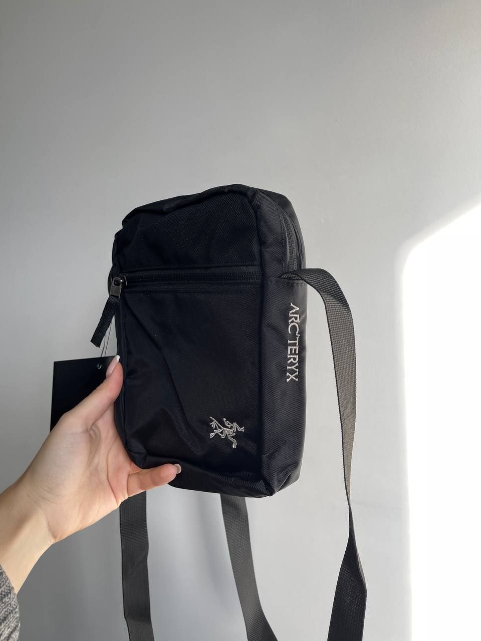 Сумка на плече arcteryx