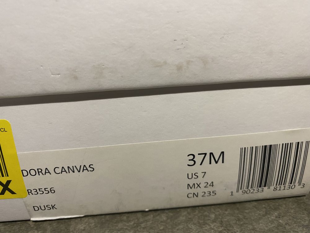 Buty Calvin Klein Jeans r37