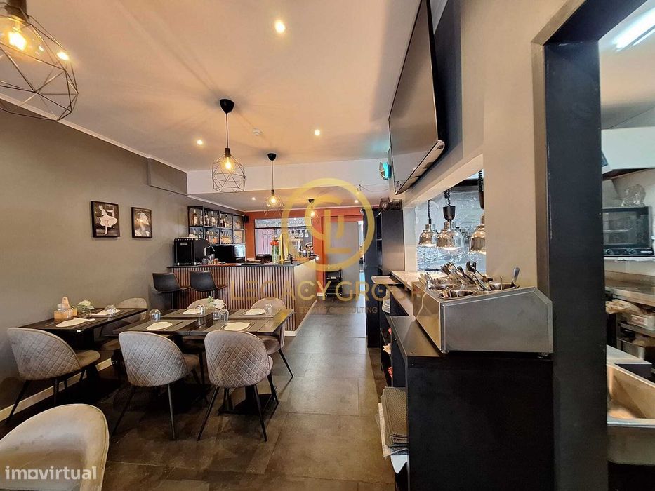 Restaurante remodelado e equipado em funcionamento - Santa Eulália,...