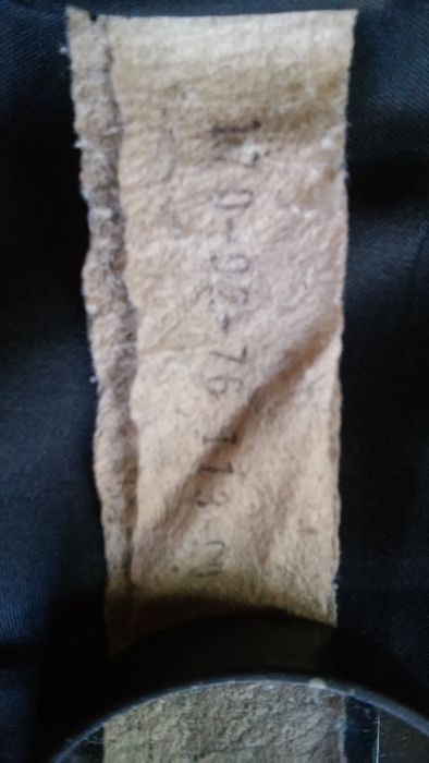 Продам мужской теплый свитер,плащ,шубу.