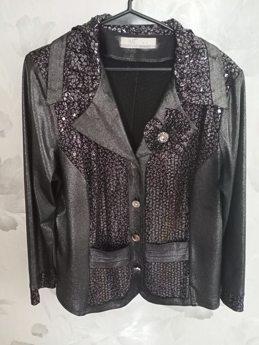Блузка піджак жіночий фірмовий нарядний 54 розміру з блискітками