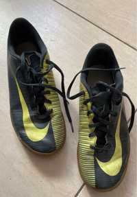 Halowki Nike 38,5