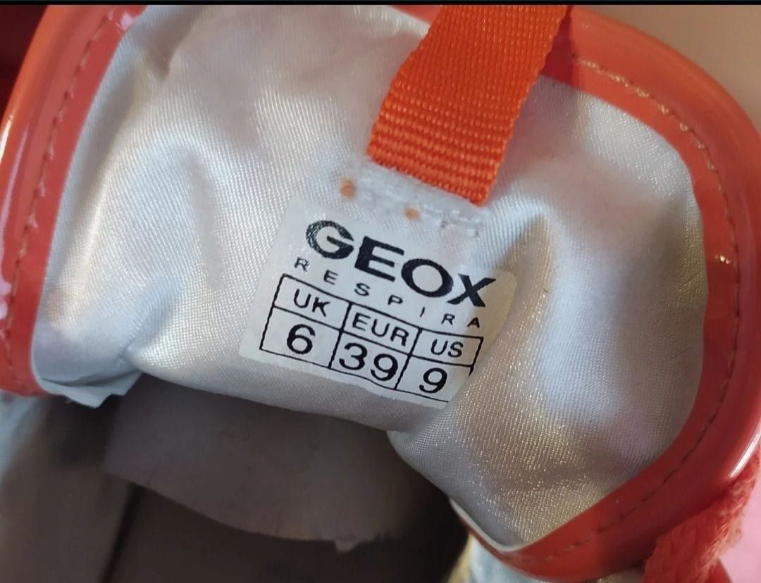 Buty firmy Geox rozmiar 39