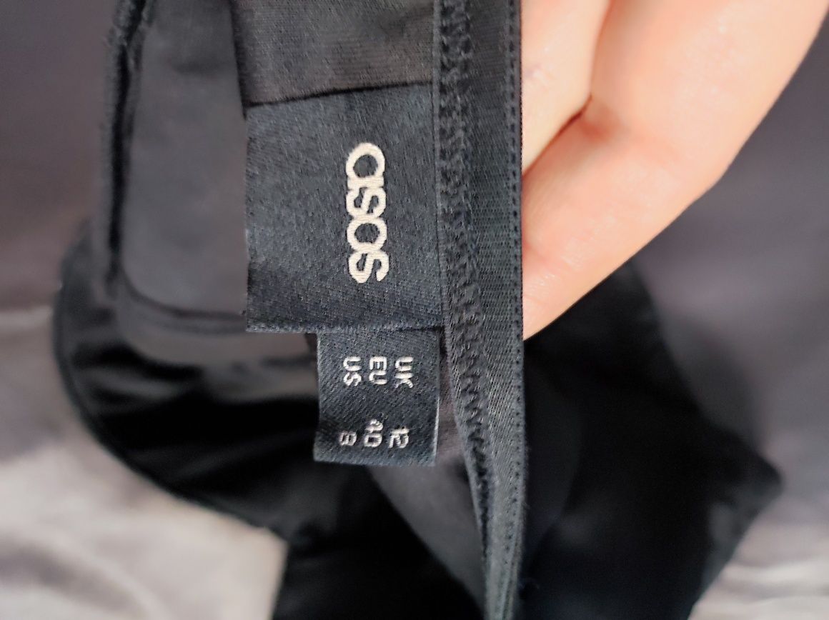 ASOS stanik L biustonosz