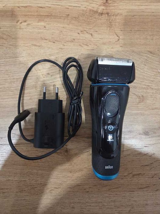 Golarka BRAUN S5 wet%dry + ładowarka