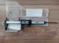 Електронний штангенциркуль Digital caliper