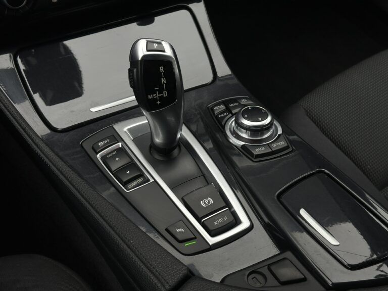 Продається автом, модель f11, 520,      в гарному стані, сів і поїхав.