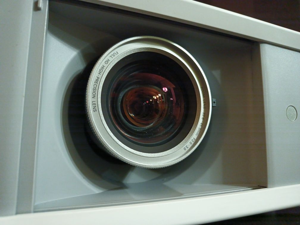 Projektor Sanyo PLV-Z700 FULL HD 1920x1080 3 LCD OKAZJA