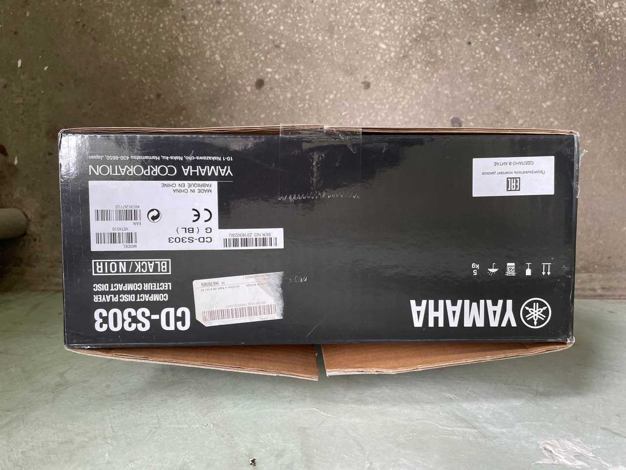 YAMAHA CD-S303 проигрыватель CD дисков