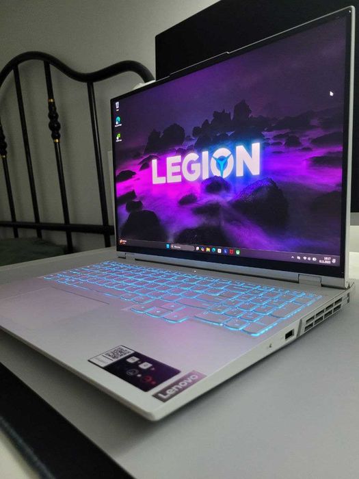 Lenovo Legion 5 Pro (R7 5800H, 16GB RAM, 1TB SSD, RTX3060 6GB) Biały