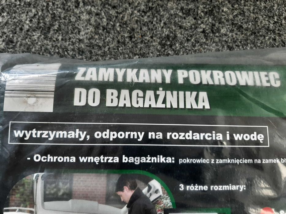 Pokrowiec zamykany do bagażnika