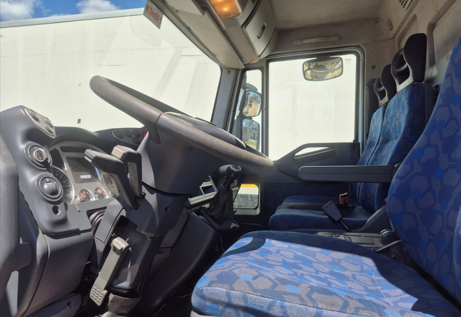 Iveco eurocargo 120e17 rama laweta wywrotka  chłodnia  skrzynia