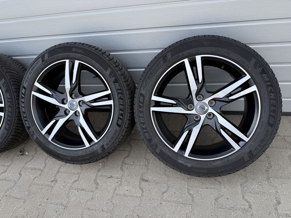 Koła zimowe 19” Volvo XC60 XC90 235/50/19 Michelin