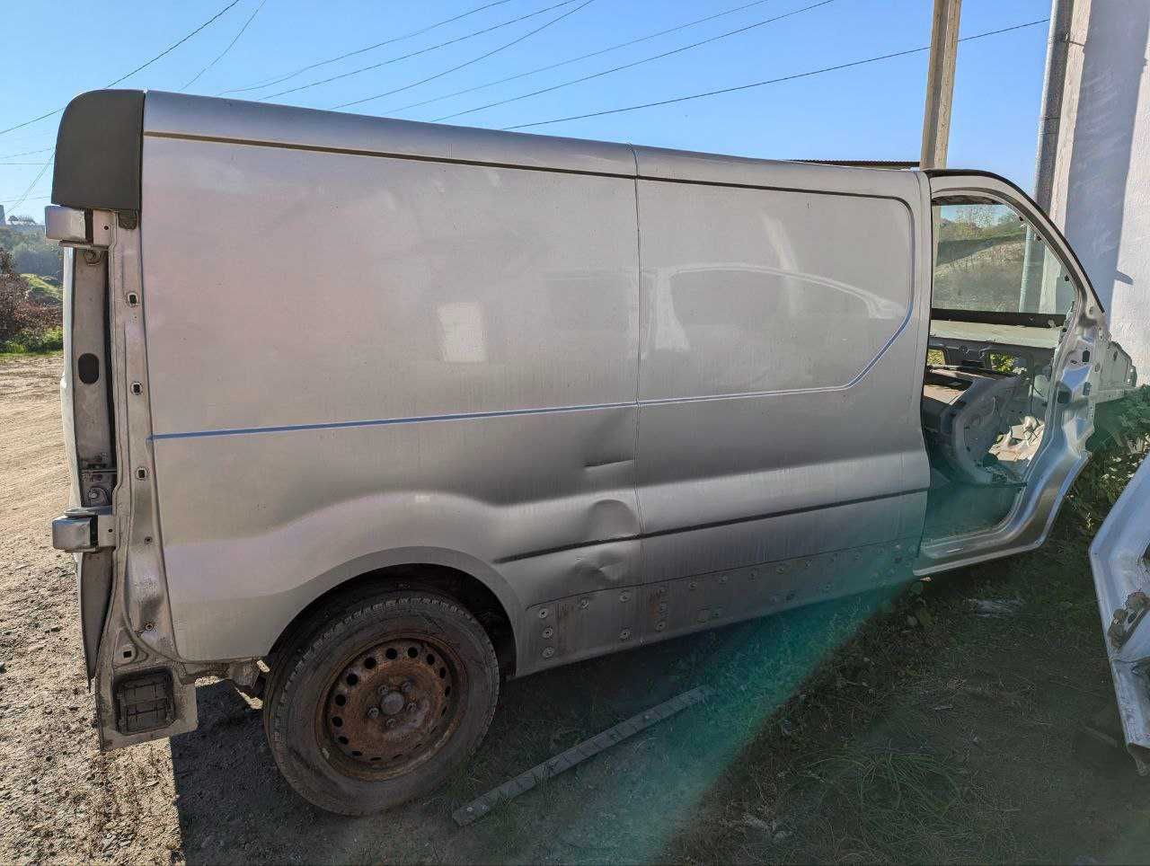 Кузов довга база Renault Trafic Opel Vivaro 2001-2014