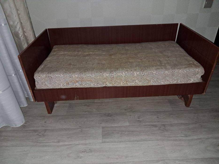 Продам диван малютка