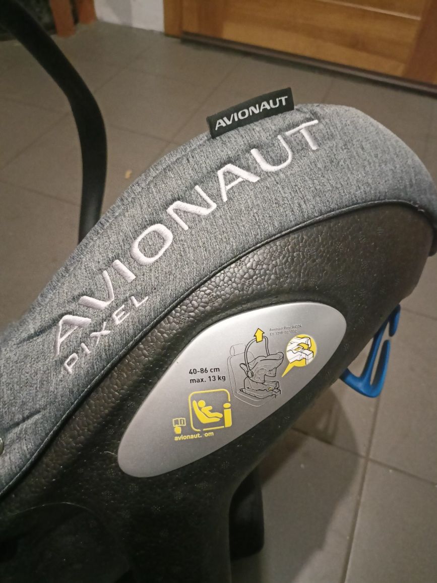 Fotelik samochodowy Avionaut