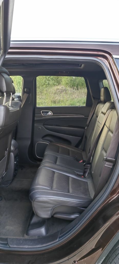 Jeep Grand Cherokee summit 3.6 LPG