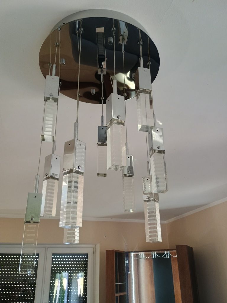 żyrandol lampa salon
