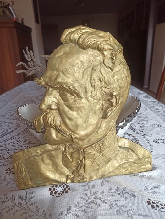 Płaskorzeźba z mosiądzu