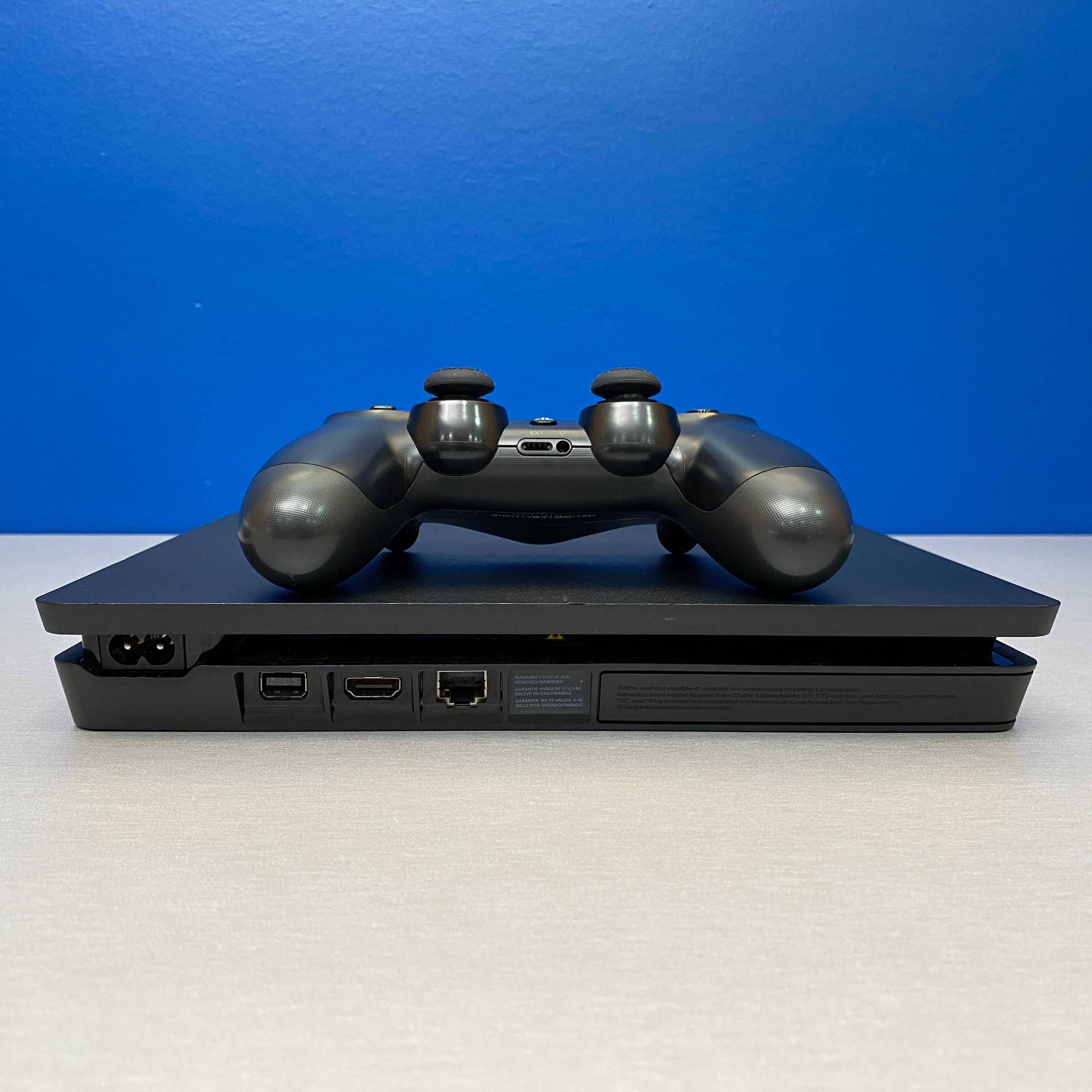 PS4 Slim 500GB + Comando