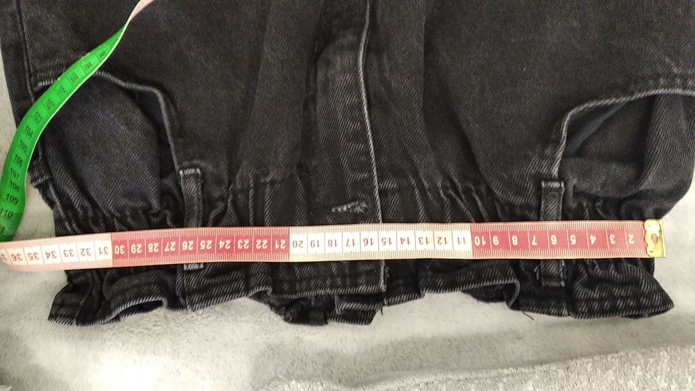 Spodnie dżinsowe w kolorze czarnym