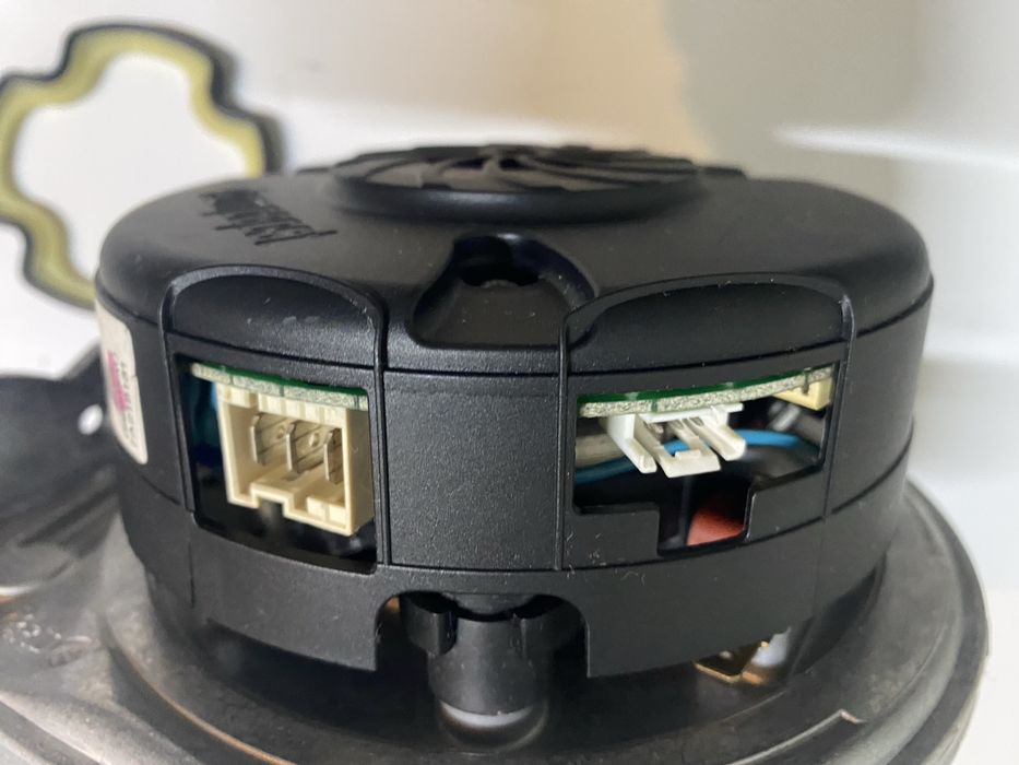 Viessmann Vitodens W200 wentylator, dmuchawa NRG118/0800