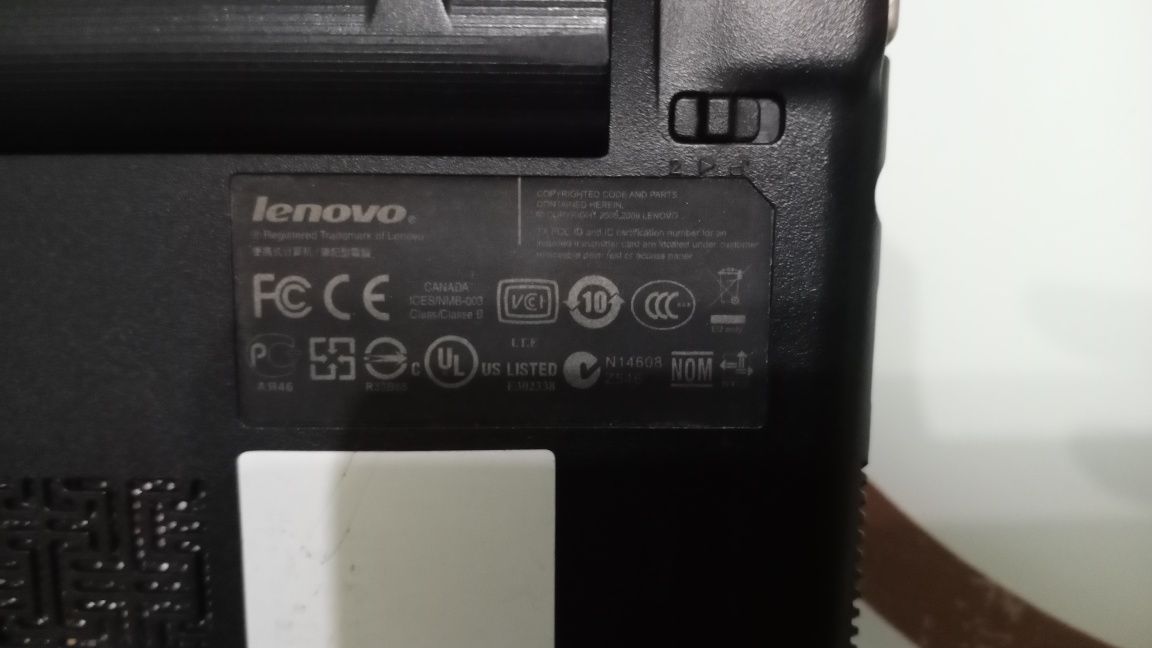 Продам нетбук Lenovo s 10-3