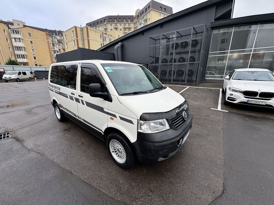 Продам Фольцваген Транспортер Т5
