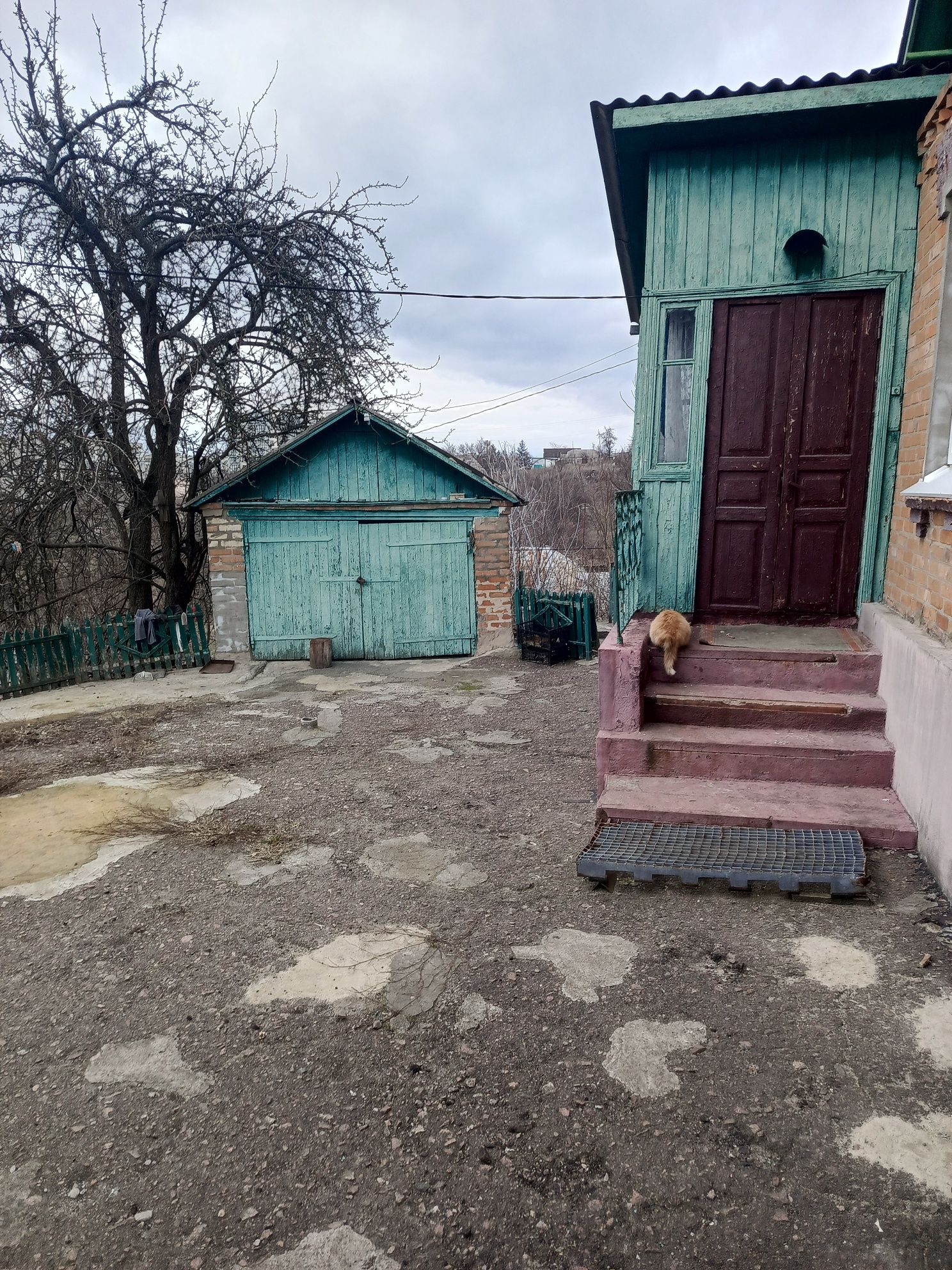 Продається будинок біля газ кантори.