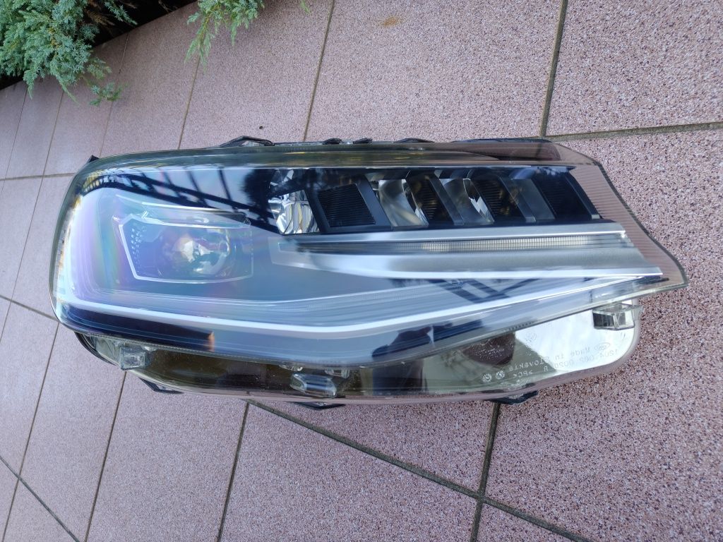 VW Caddy 2K8 reflektor lampa prawa full led