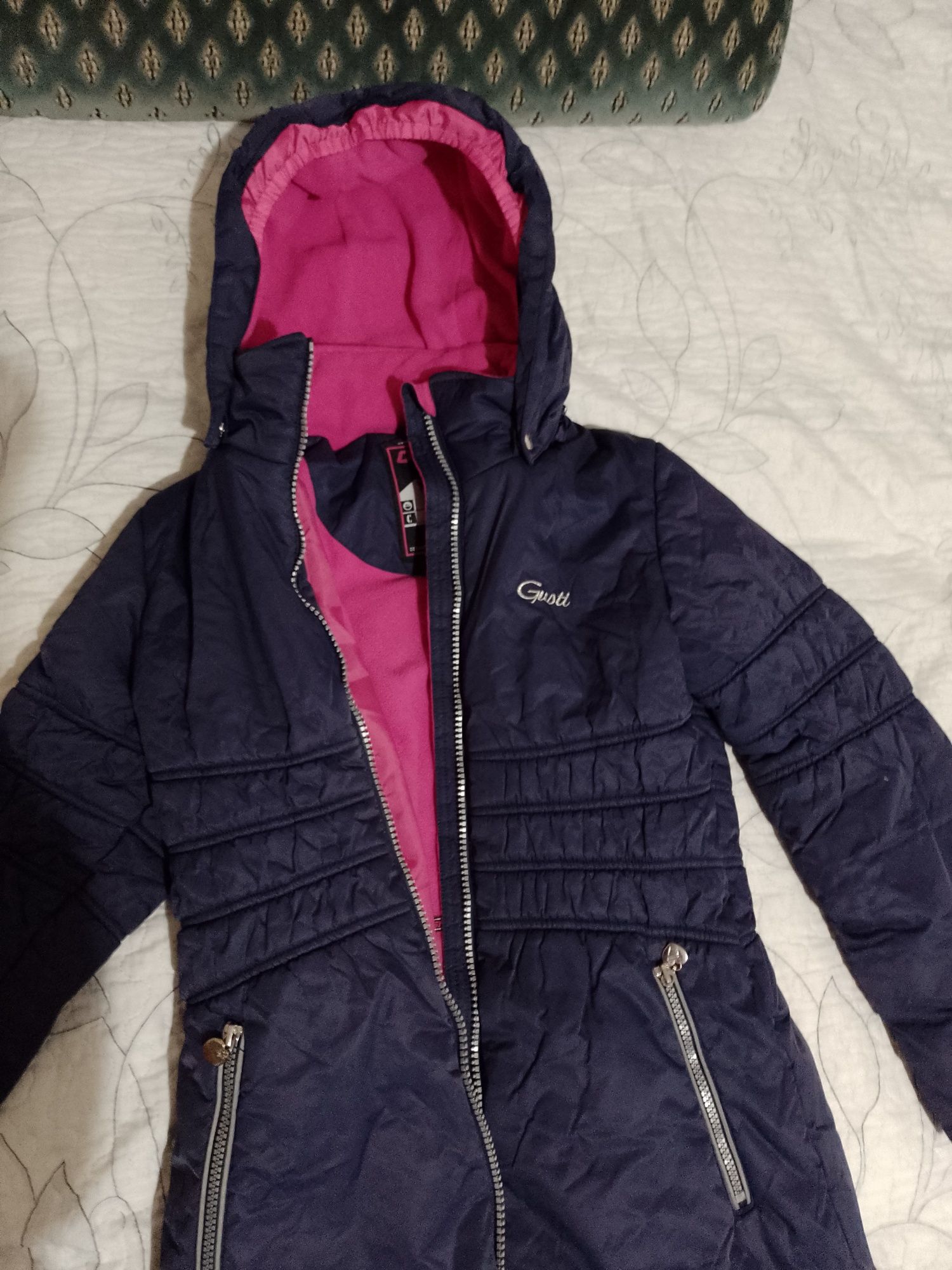 Термопальто/куртка зимова на дівчинку GUSTI на 11-13 років
