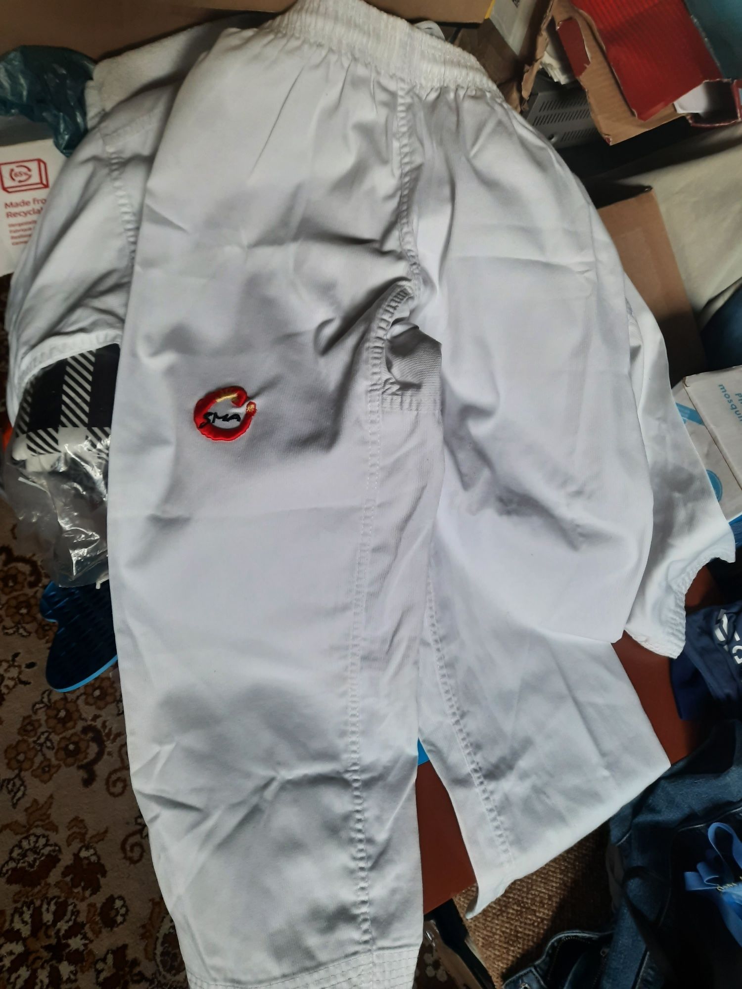 Dobok strój do treningu taekwondo kimono 140