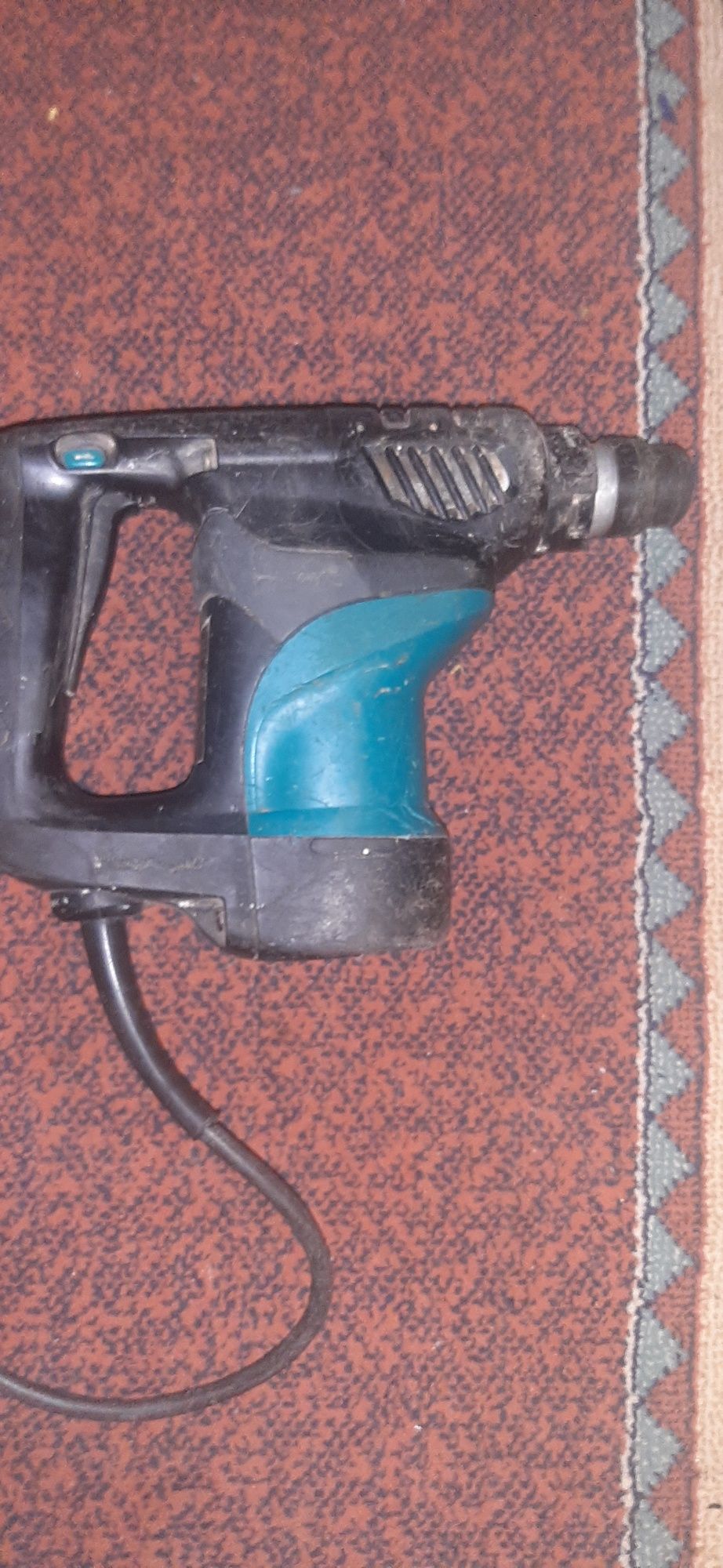 Wiartarka udarowa makita hr2810