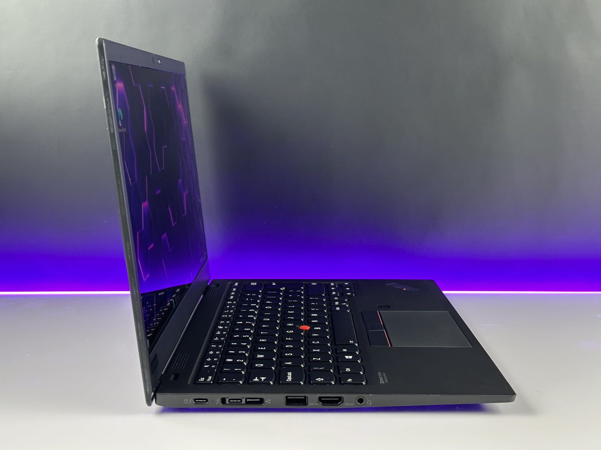 Laptop Lenovo ThinkPad X1 Carbon G8 | i5-10310U / 16GB / 4K / OUTLET