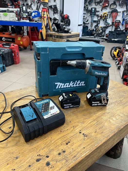 Безщітковий шуруповерт для гіпсокартону MAKITA DFS452Z