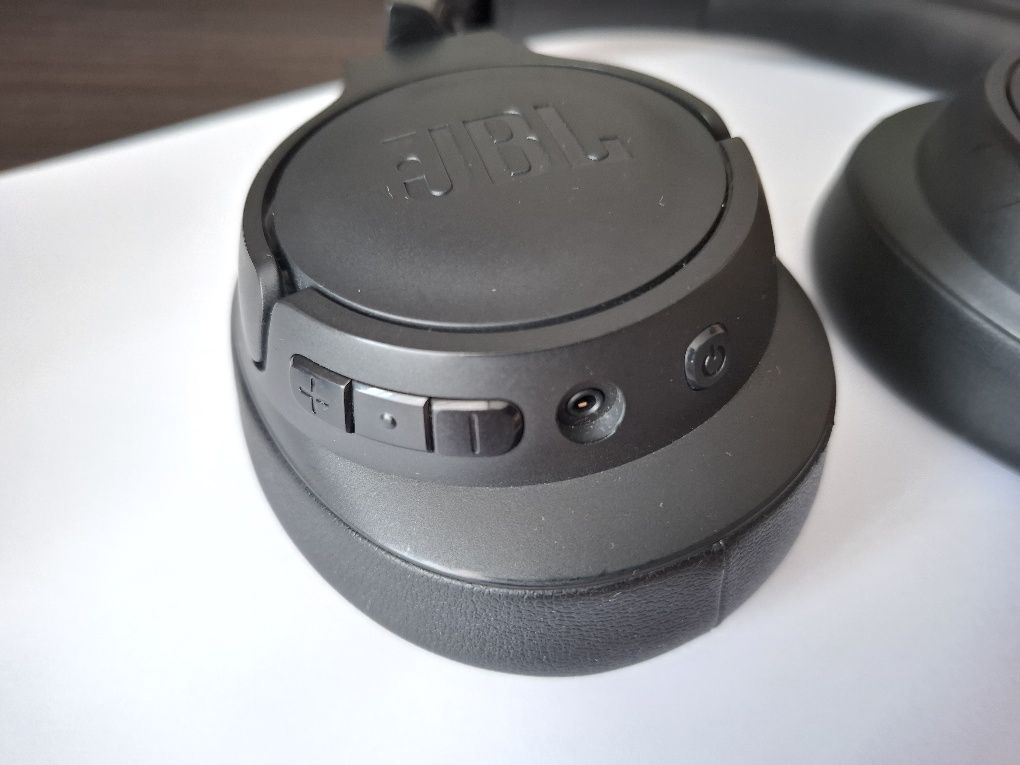 Навушники Jbl tune 710bt
