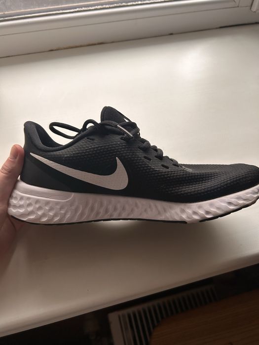 Кросівки жіночі Nike