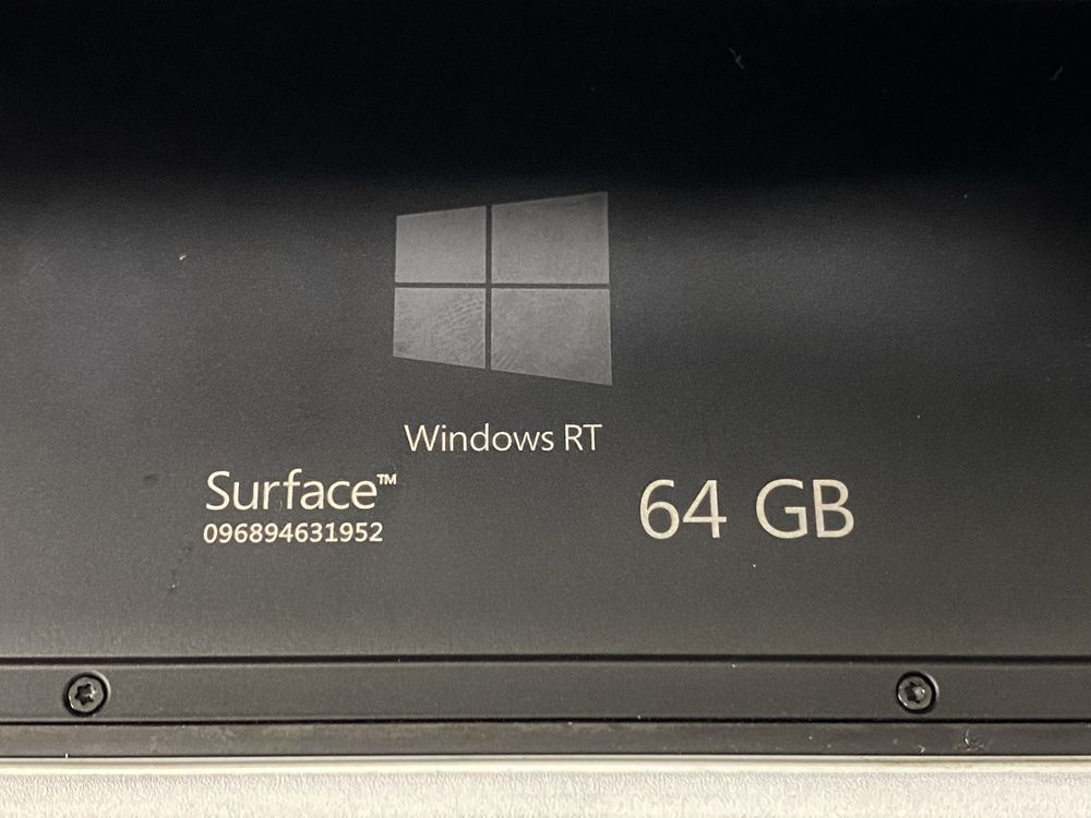 Microsoft Surface 1516 RT64GB.