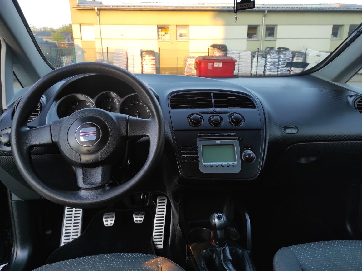 Seat Altea 1.6 Benz 2007r. Stan BDB Brak rdzy Hak Zamiana