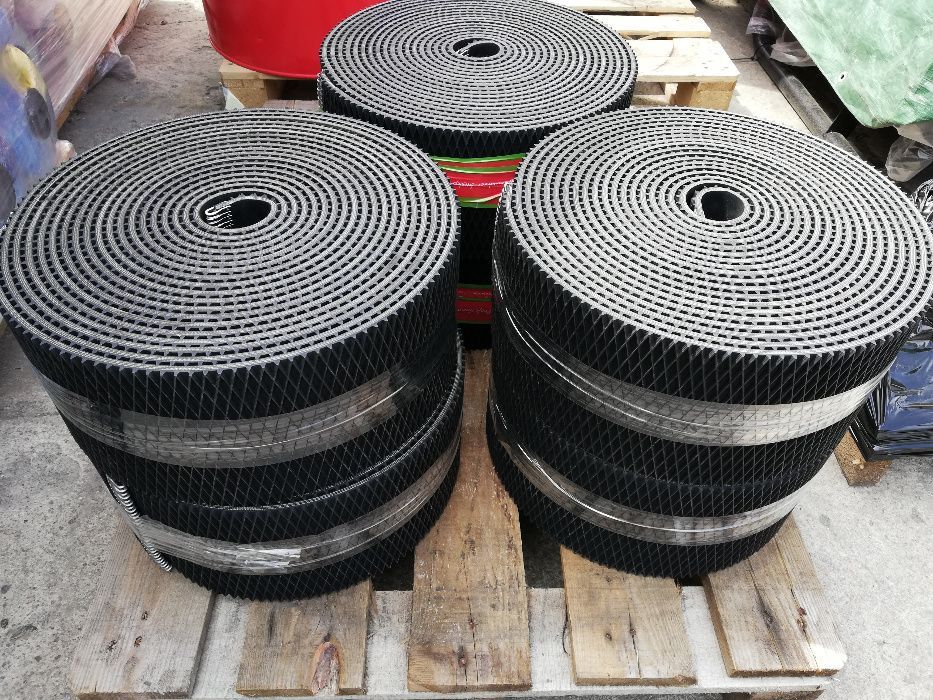 Pas prasy John Deere 178mm struktura rombu Kramp