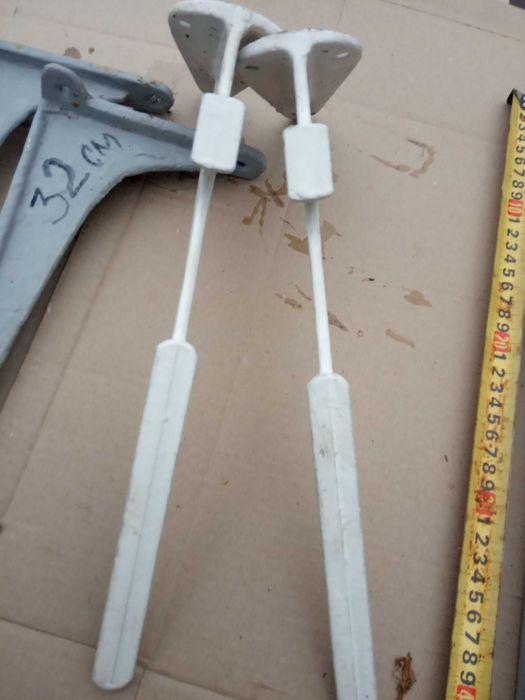 Кронштейн металлический(32см,35см,42см) для крепления умывальника